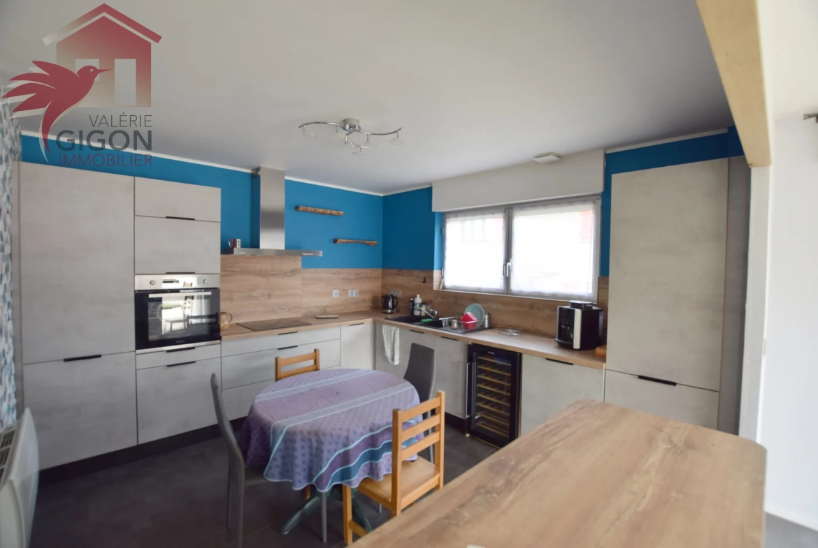 Charmante maison familiale avec veranda, jardin, 5 chambres à Dambenois 