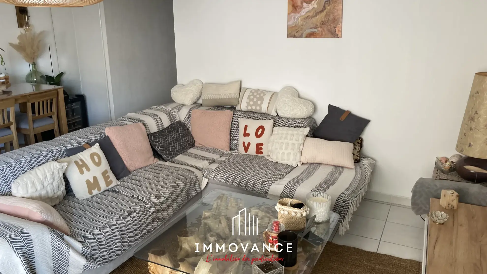 À vendre appartement T3 avec terrasse en vente à Agde, proche mer et commodités 
