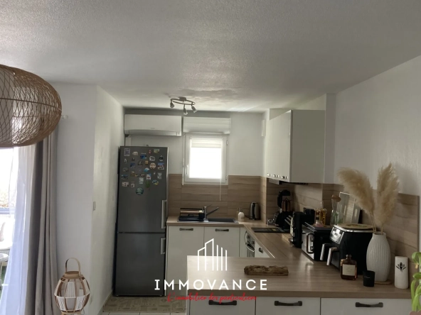 À vendre appartement T3 avec terrasse en vente à Agde, proche mer et commodités 
