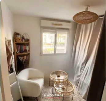 À vendre appartement T3 avec terrasse en vente à Agde, proche mer et commodités 