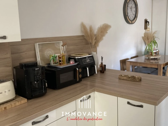 À vendre appartement T3 avec terrasse en vente à Agde, proche mer et commodités 