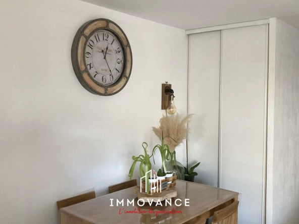 À vendre appartement T3 avec terrasse en vente à Agde, proche mer et commodités 
