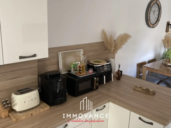 À vendre appartement T3 avec terrasse en vente à Agde, proche mer et commodités 