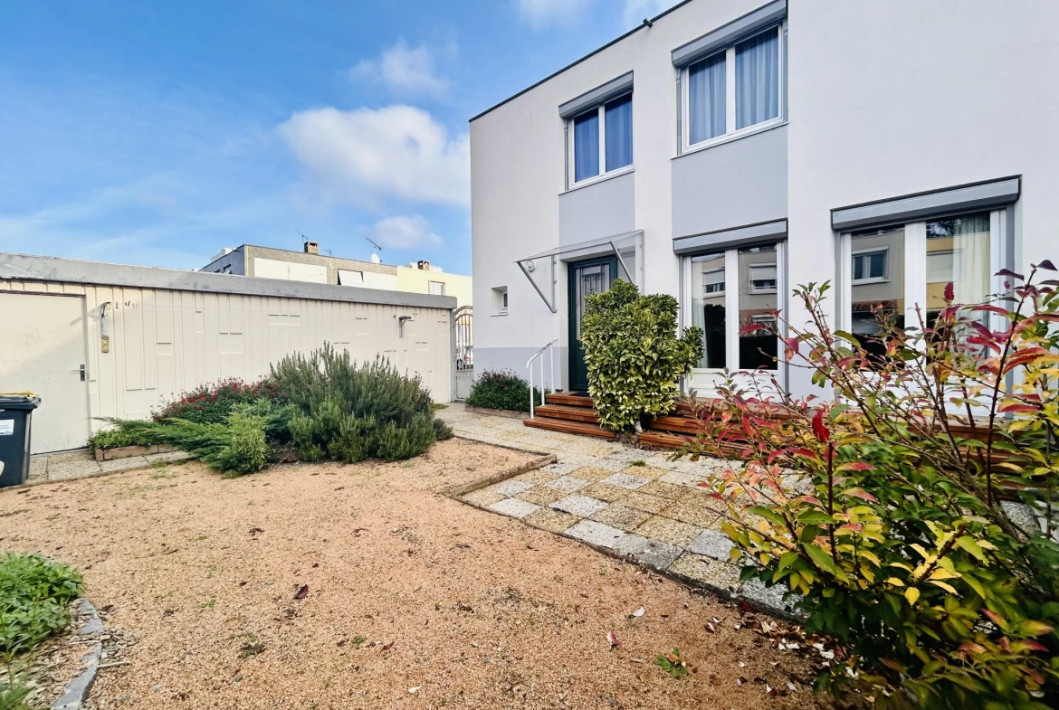 Maison 105 m² à Clermont-Ferrand Les Vergnes avec jardin et garage 