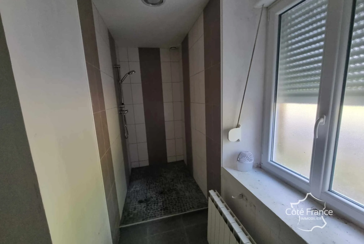 Maison ancienne à vendre dans les Ardennes avec potentiel de rénovation 
