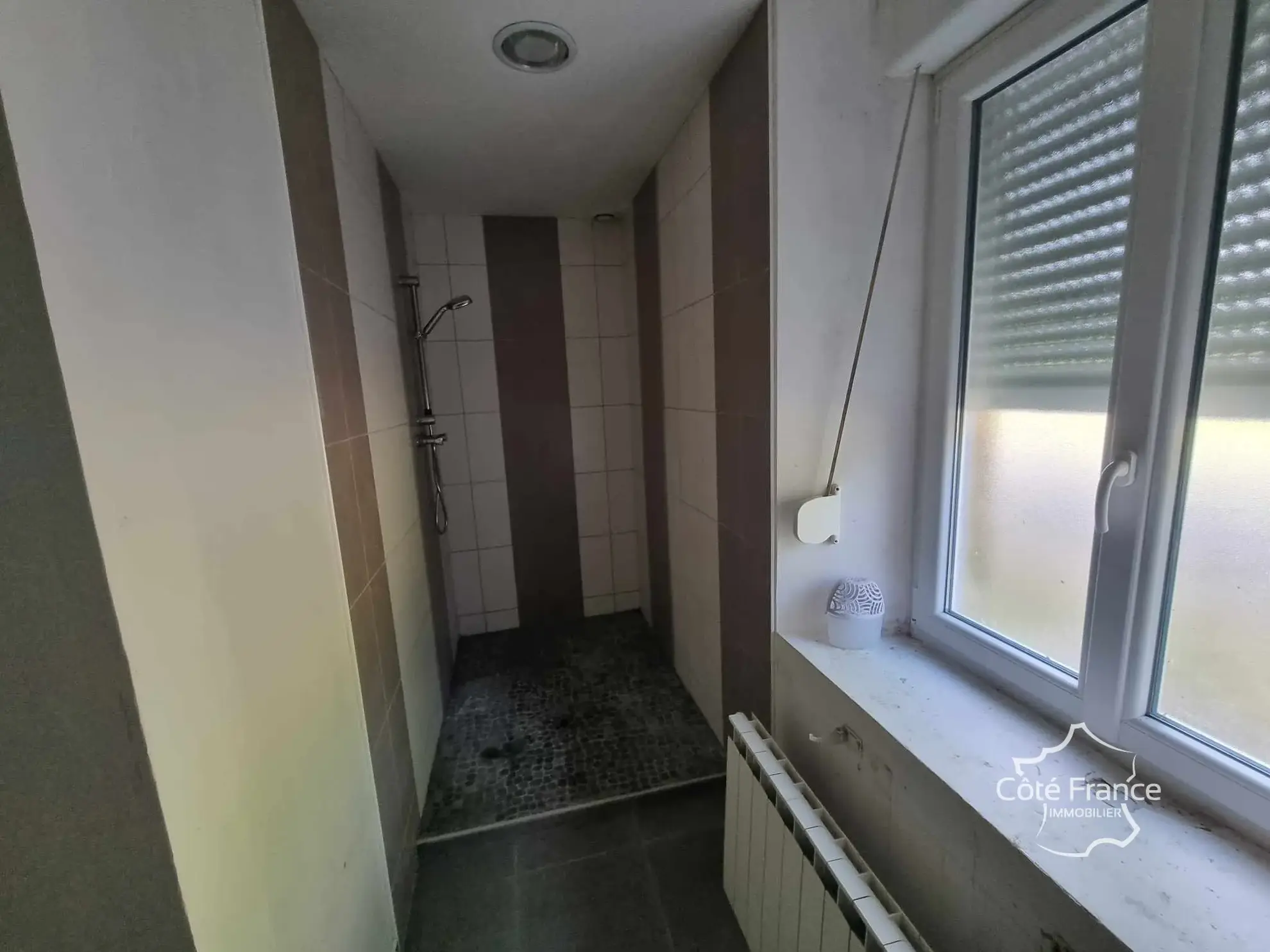 Maison ancienne à vendre dans les Ardennes avec potentiel de rénovation 