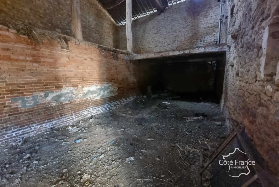 Maison ancienne à vendre dans les Ardennes avec potentiel de rénovation 
