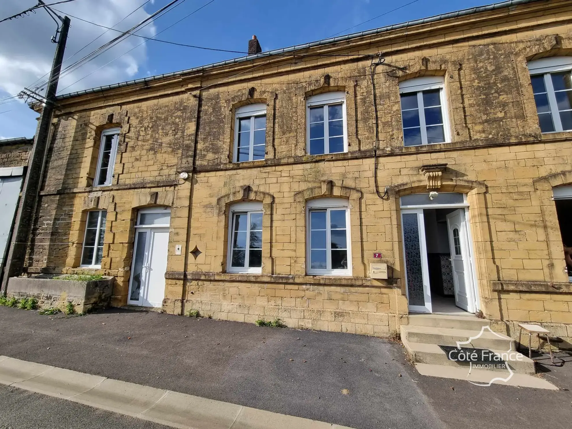 Maison ancienne à vendre dans les Ardennes avec potentiel de rénovation 