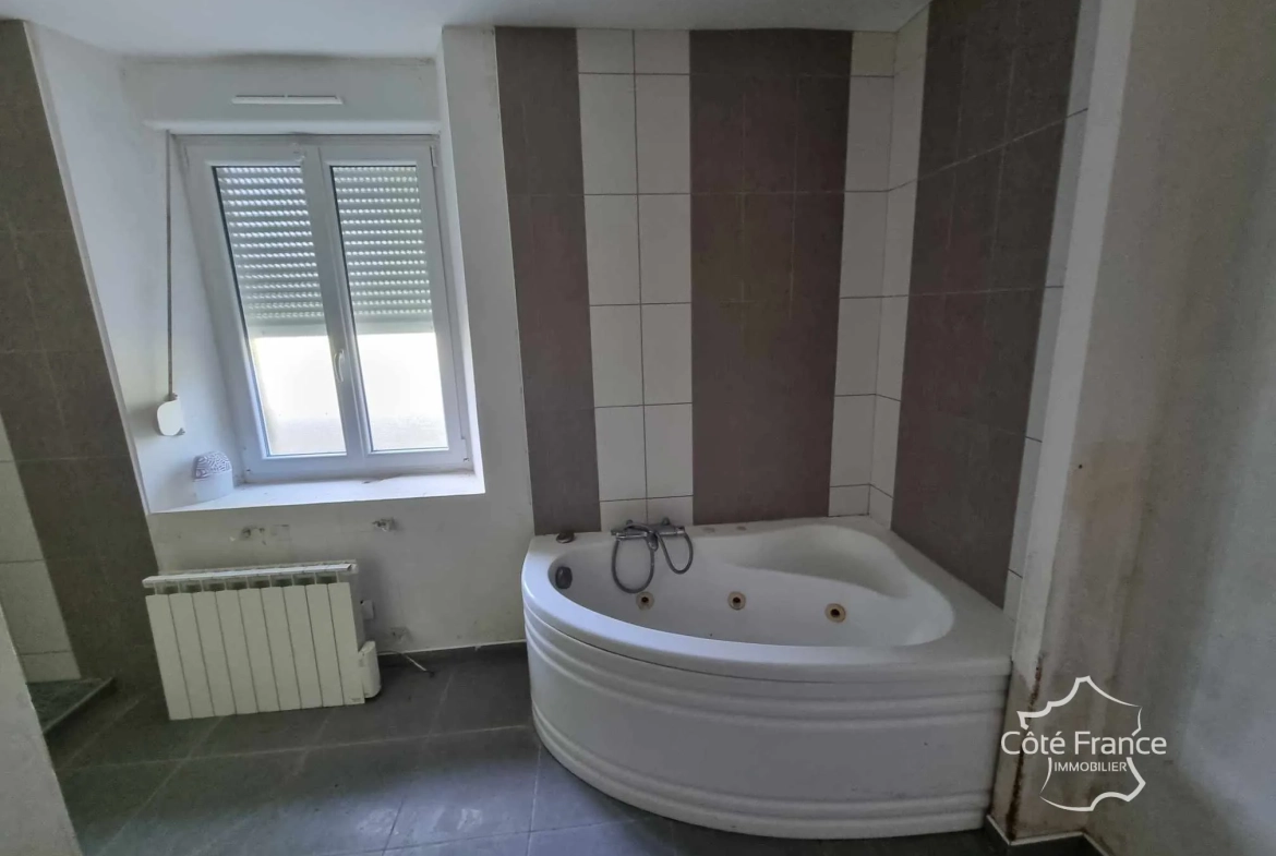 Maison ancienne à vendre dans les Ardennes avec potentiel de rénovation 
