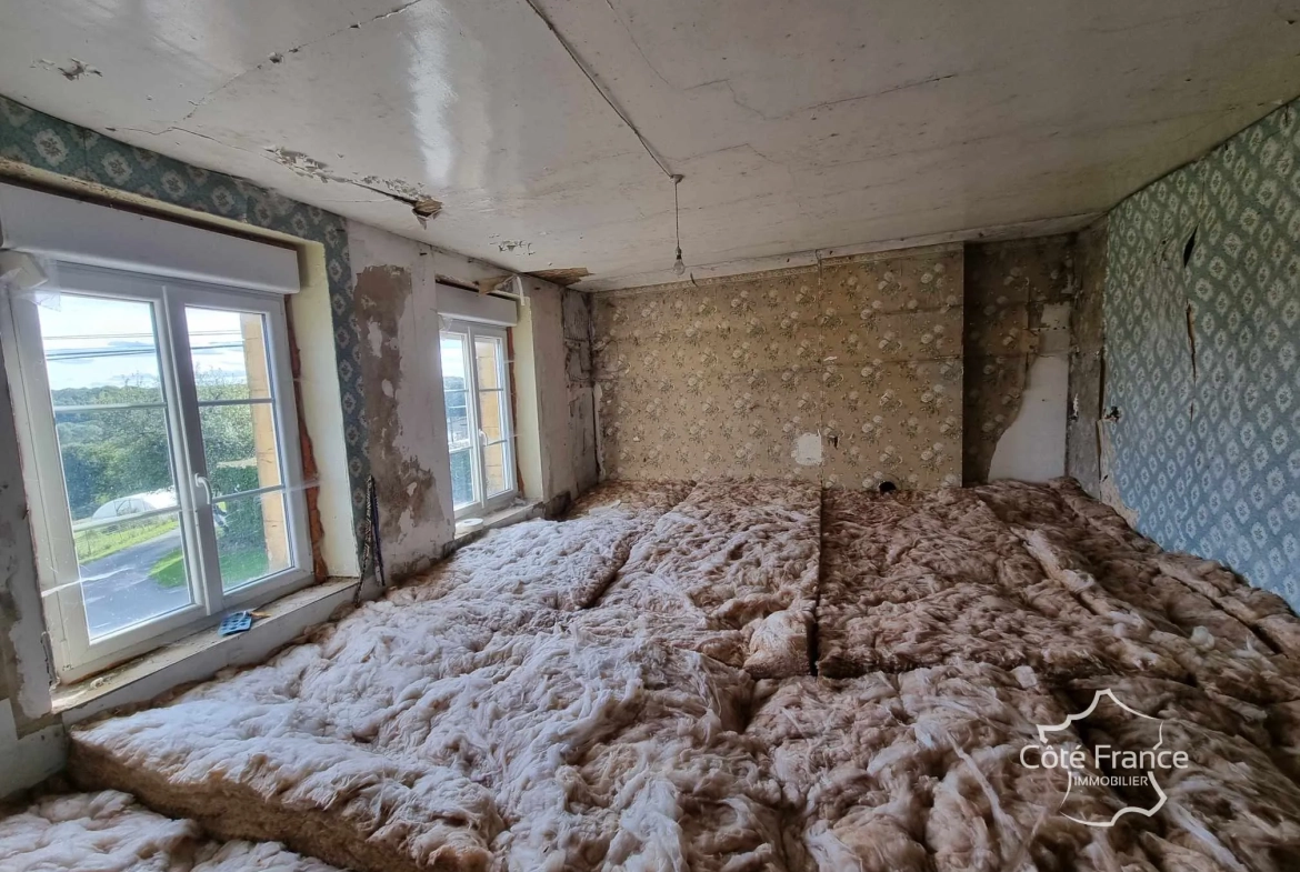 Maison ancienne à vendre dans les Ardennes avec potentiel de rénovation 