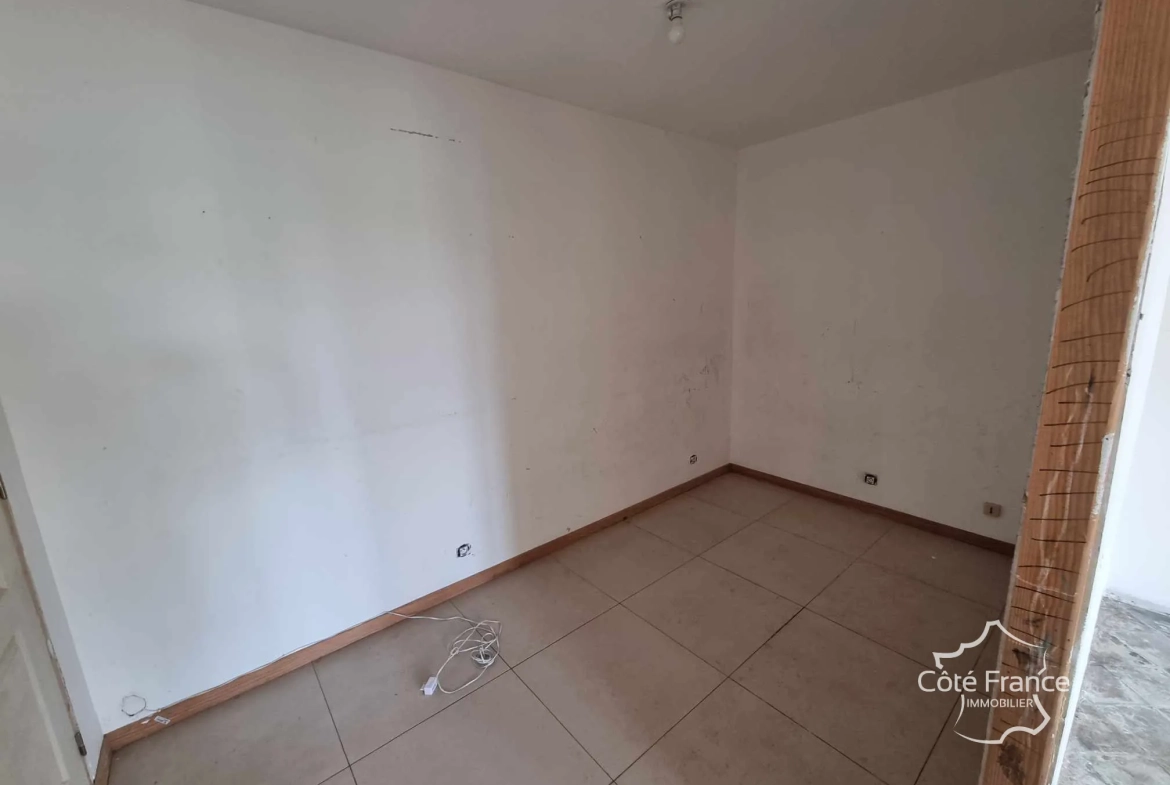 Maison ancienne à vendre dans les Ardennes avec potentiel de rénovation 