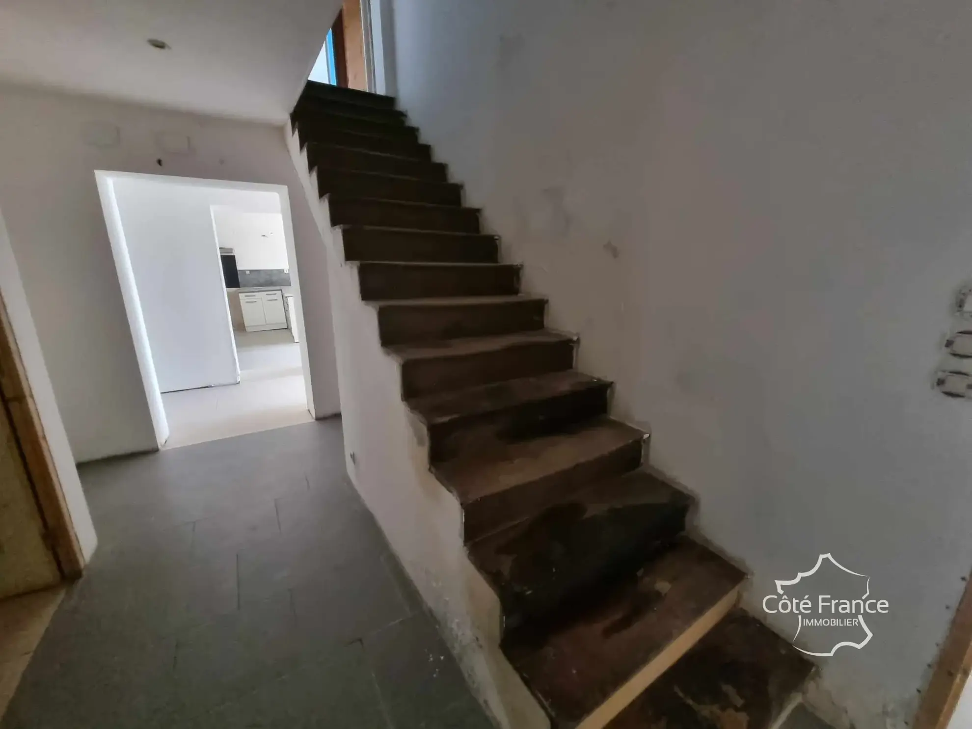 Maison ancienne à vendre dans les Ardennes avec potentiel de rénovation 