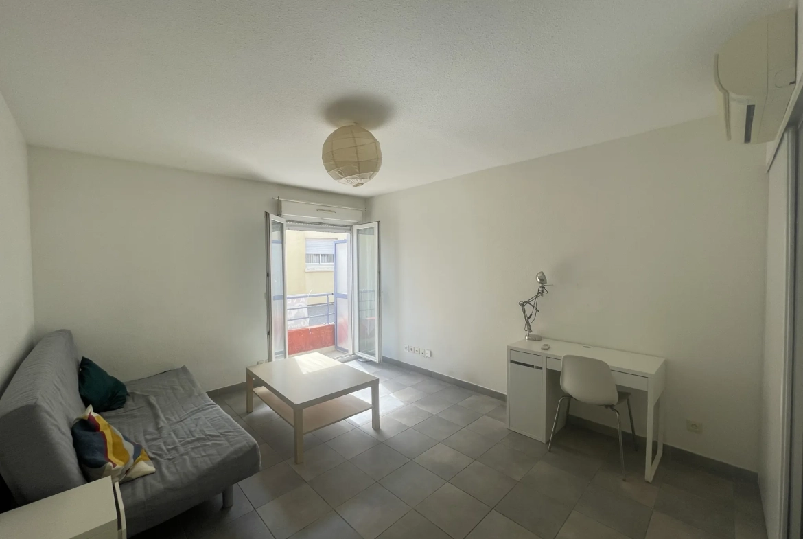 Studio de 25m² à Toulon avec parking, proche Clinique St Michel 