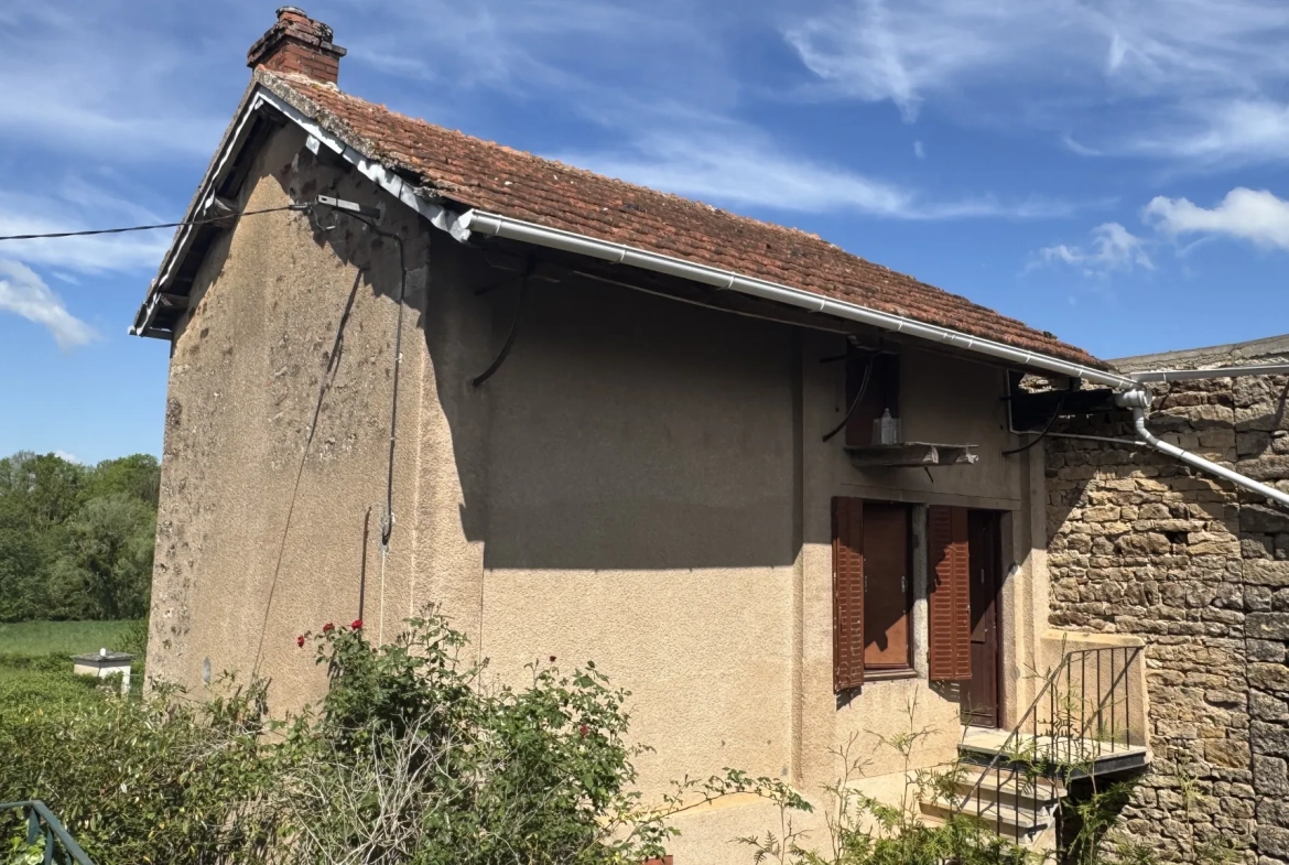 Maison avec dépendance à Guillon (89) - Résidence paisible et lumineuse 