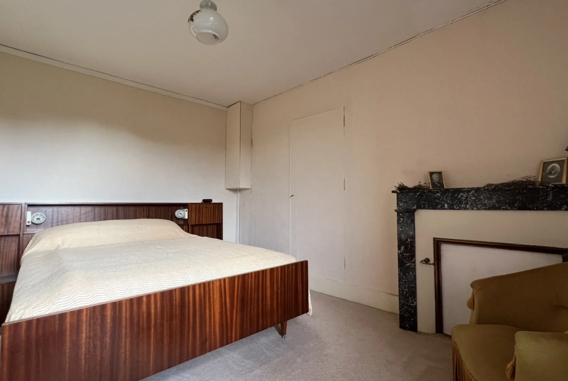Maison avec dépendance à Guillon (89) - Résidence paisible et lumineuse 