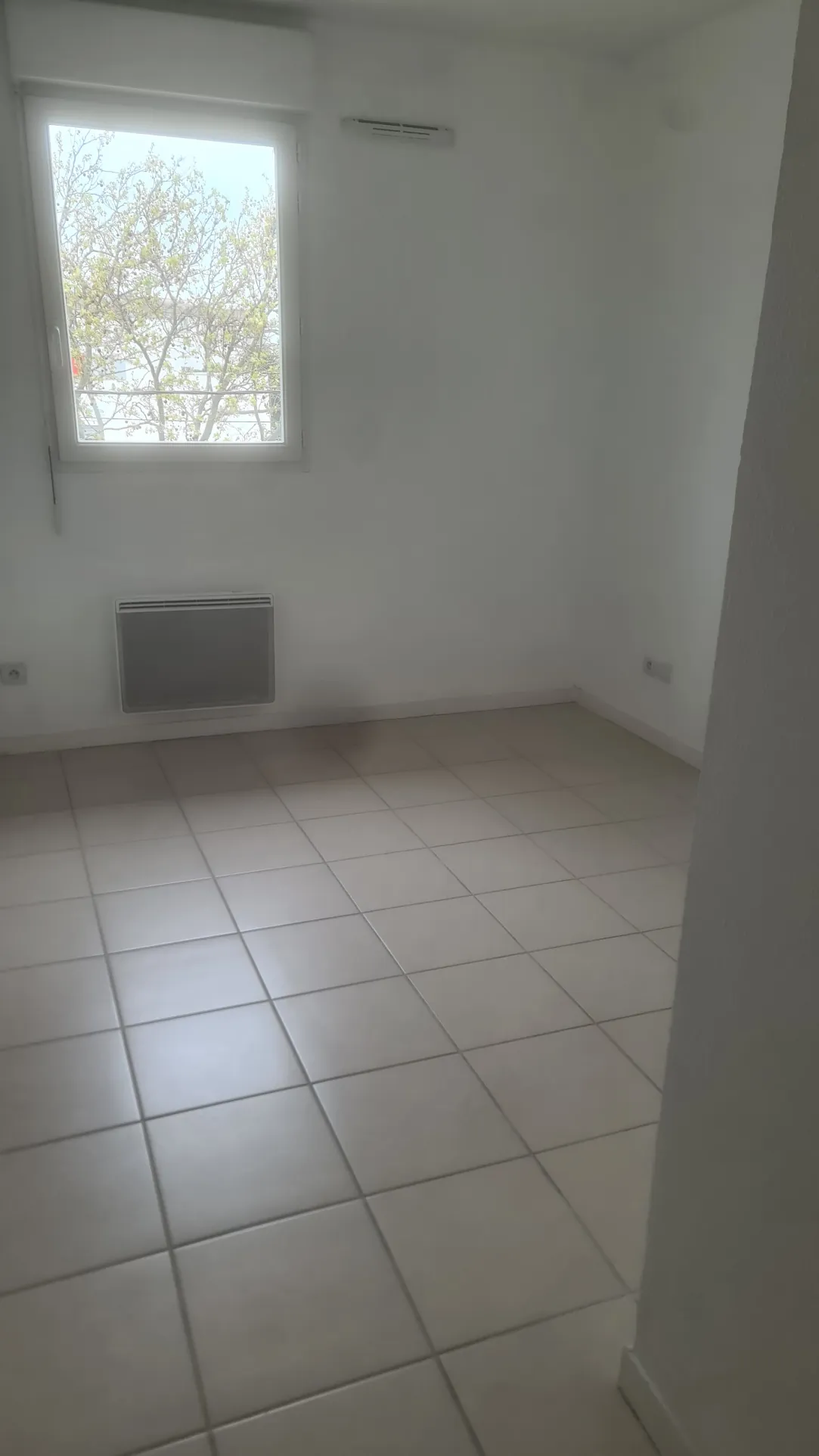 Appartement 3 pièces avec parking à Narbonne - Résidence sécurisée 
