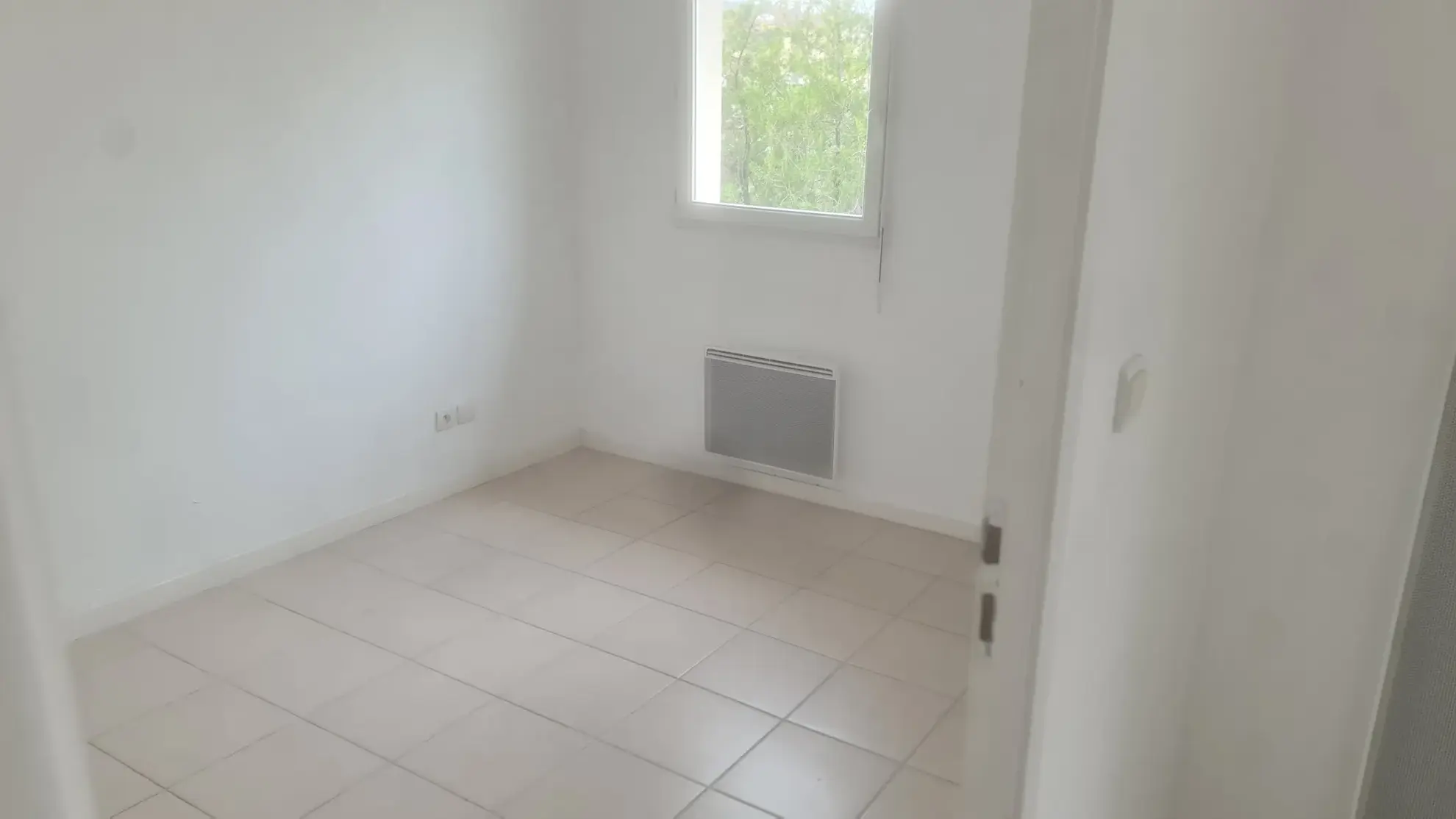 Appartement 3 pièces avec parking à Narbonne - Résidence sécurisée 