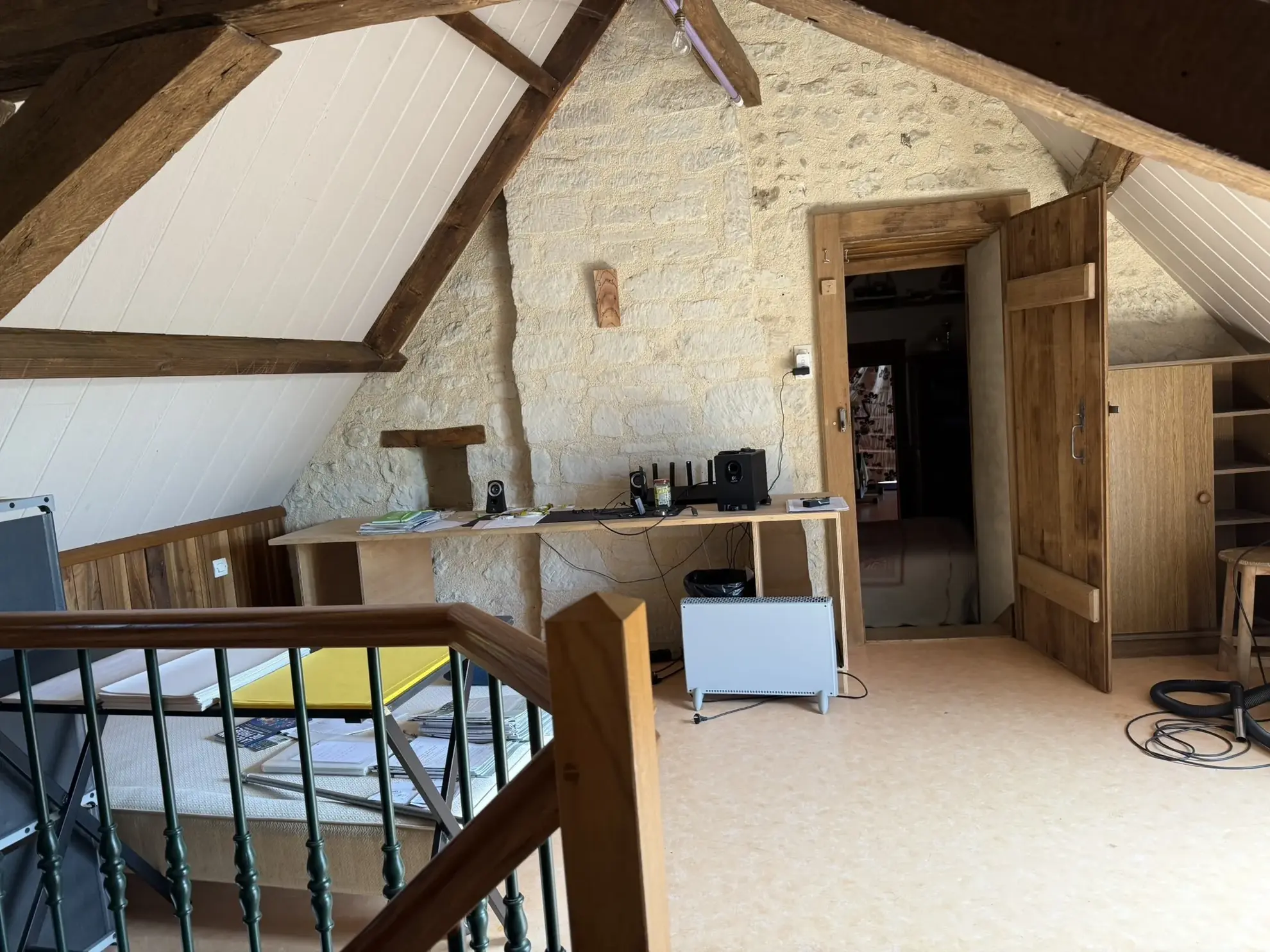 Maison individuelle de 144 m² avec dépendances en bord de rivière à Bossay-sur-Claise 