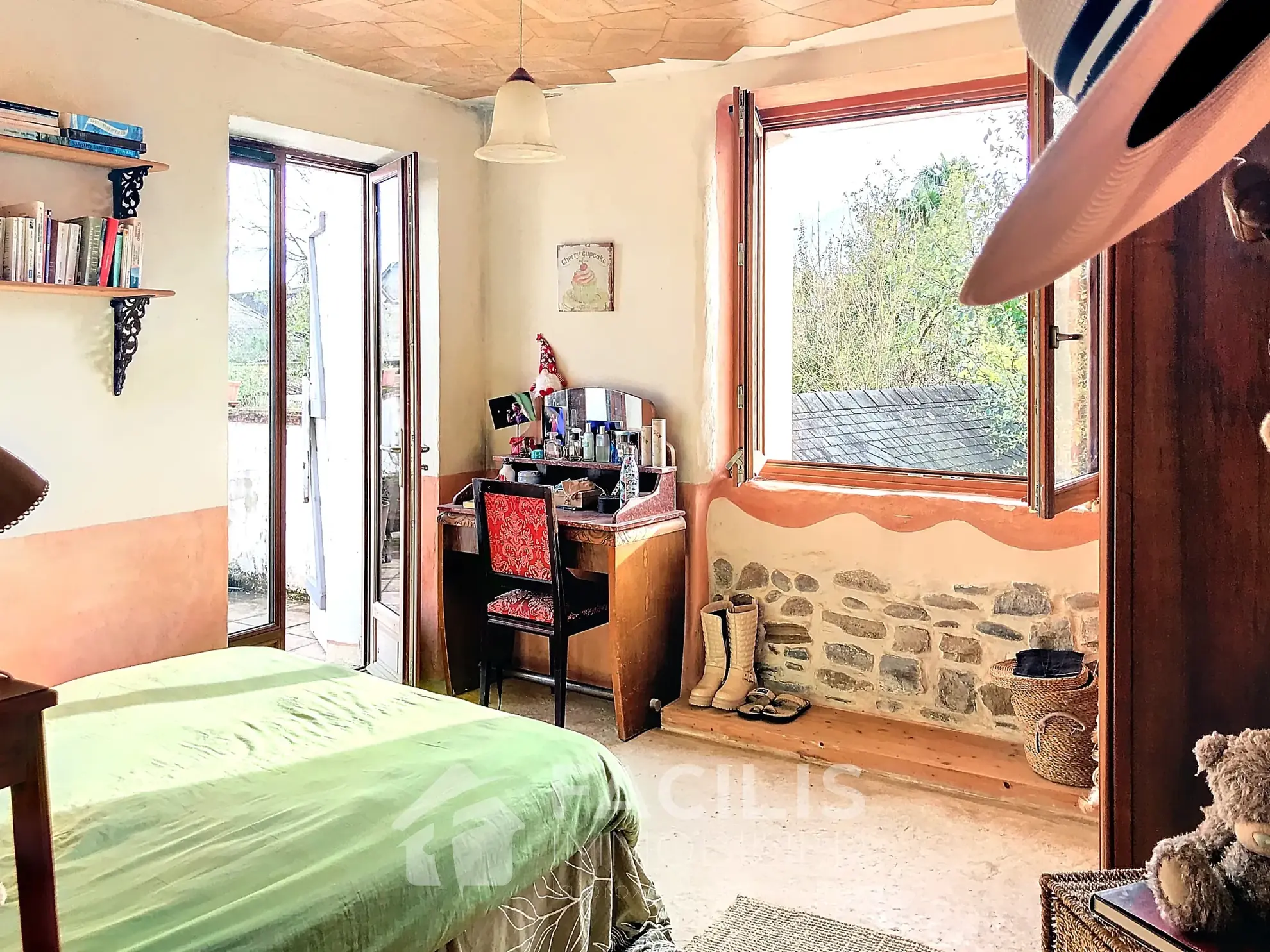 Maison de charme avec terrasse et vue sur les Pyrénées à Oloron-Sainte-Marie 
