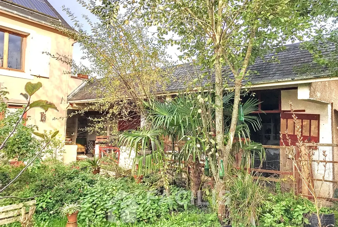 Maison de charme avec terrasse et vue sur les Pyrénées à Oloron-Sainte-Marie 