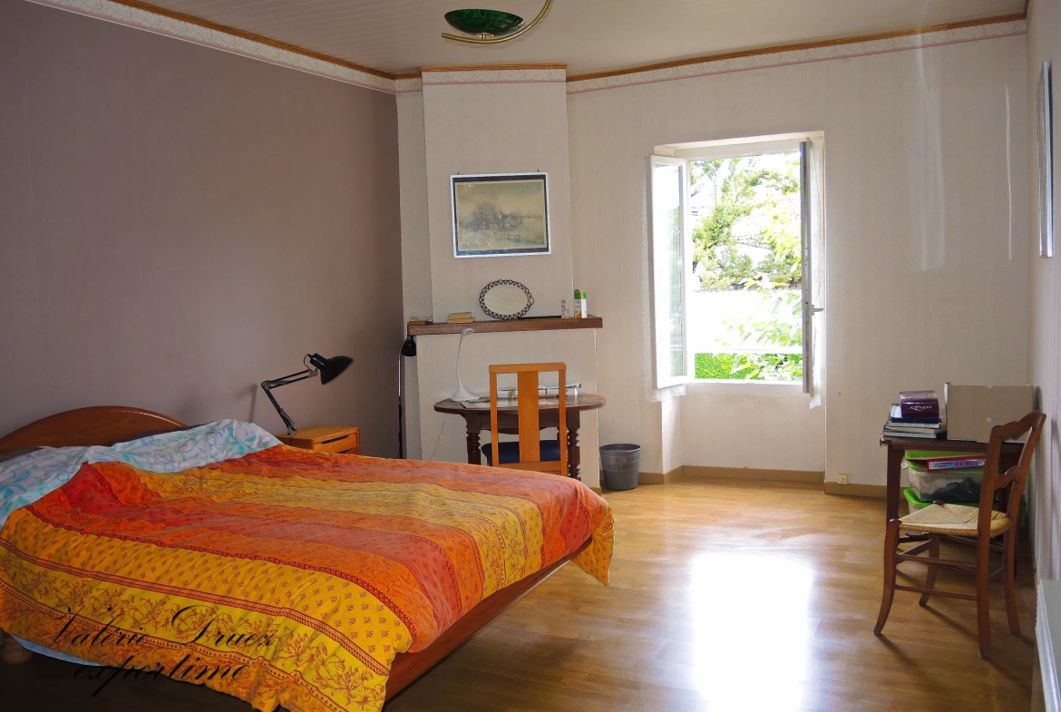 Maison avec jardin, garage et 3 chambres à Cognac - Quartier Saint Martin 