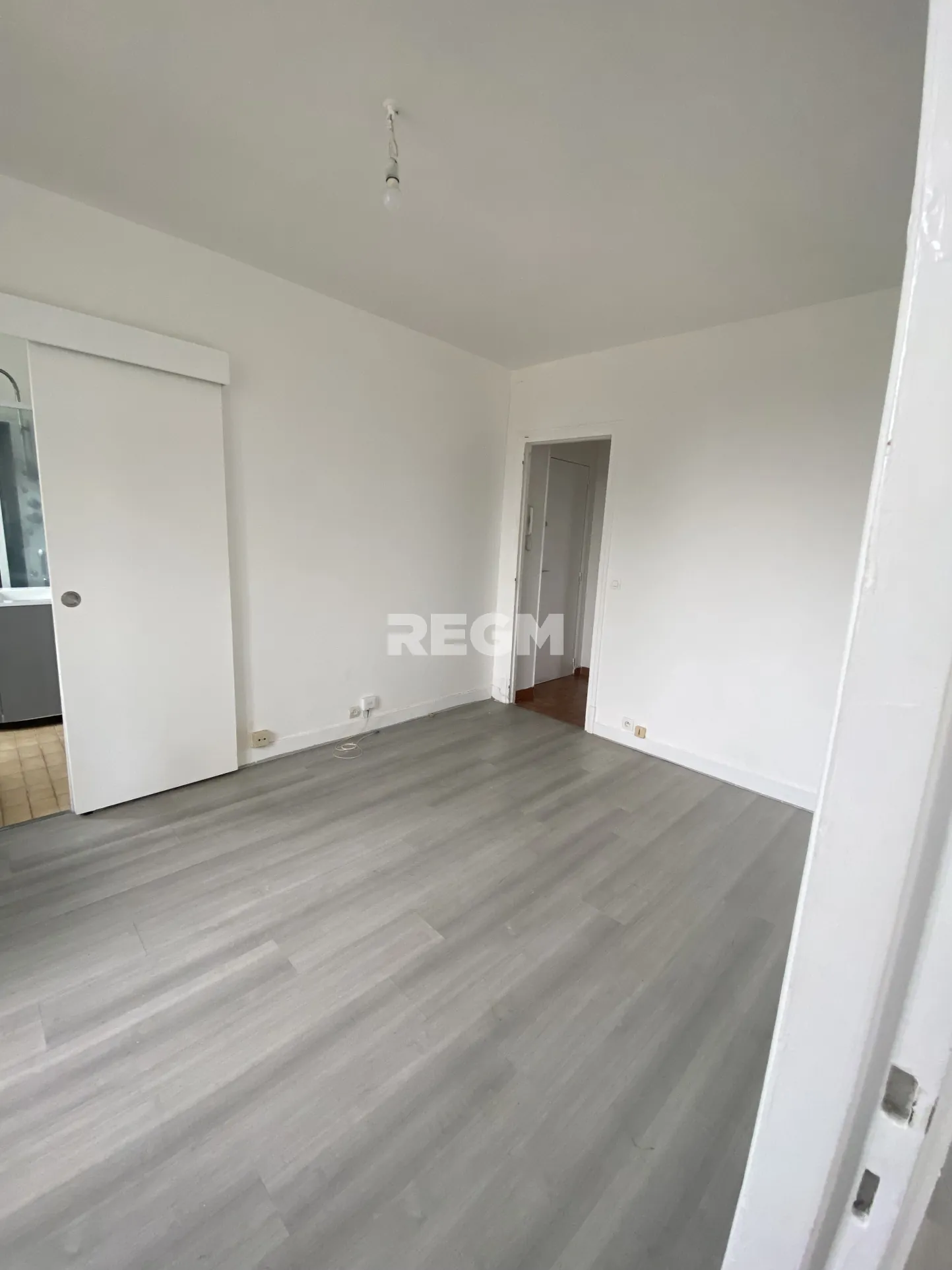 Appartement 2 pièces à Sucy-en-Brie proche du RER A - Opportunité à ne pas manquer 