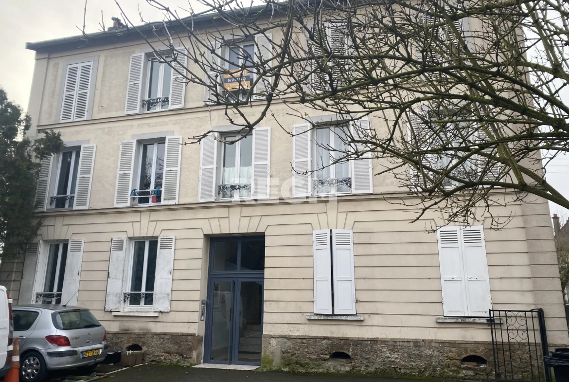 Appartement 2 pièces à Sucy-en-Brie proche du RER A - Opportunité à ne pas manquer 