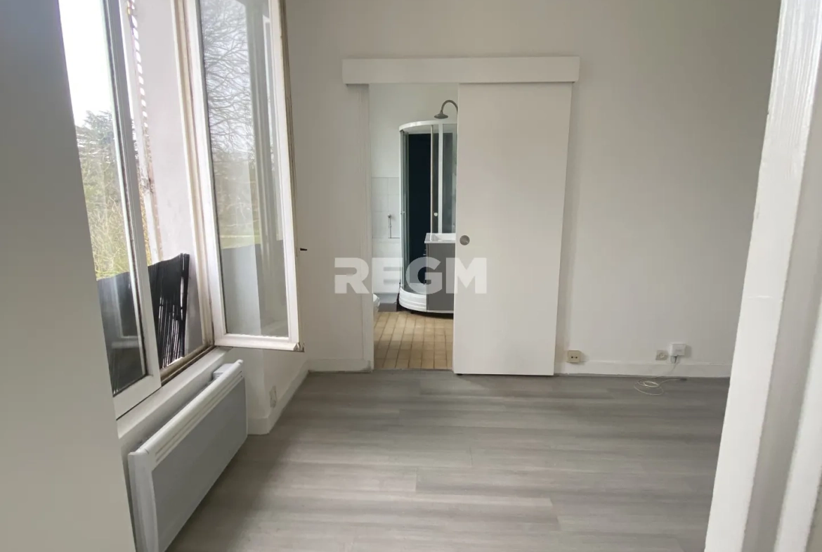 Appartement 2 pièces à Sucy-en-Brie proche du RER A - Opportunité à ne pas manquer 