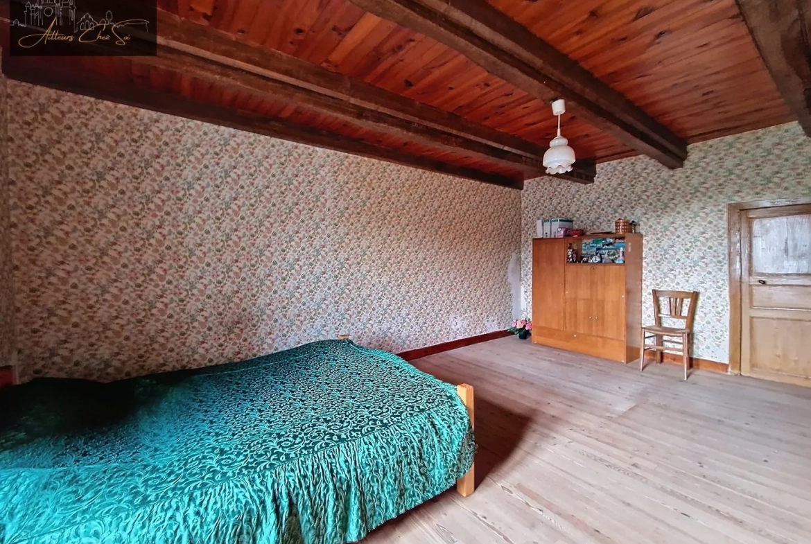 Belle ferme à Réquista avec dépendances, 3 chambres et grand terrain de 2500 m² 