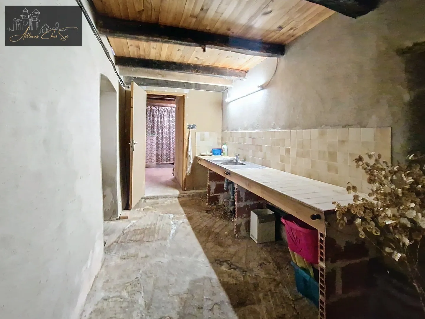 Belle ferme à Réquista avec dépendances, 3 chambres et grand terrain de 2500 m² 