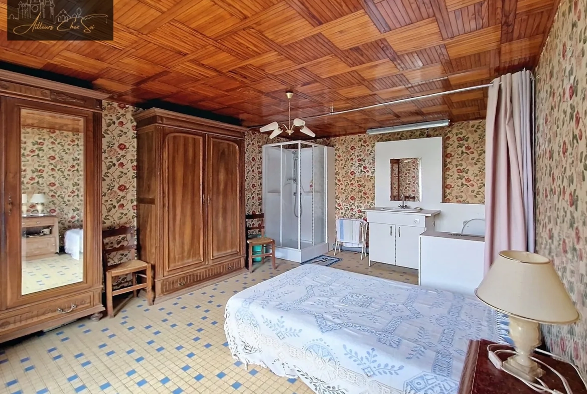 Belle ferme à Réquista avec dépendances, 3 chambres et grand terrain de 2500 m² 