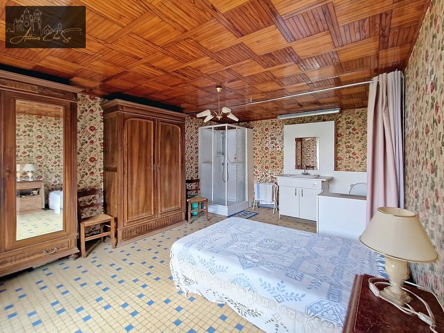 Belle ferme à Réquista avec dépendances, 3 chambres et grand terrain de 2500 m² 