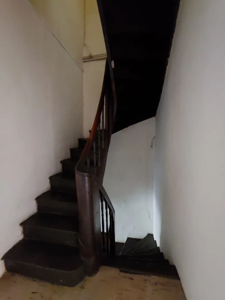 Maison à rénover de 90 m² au cœur de Bouloire, proche commerces 