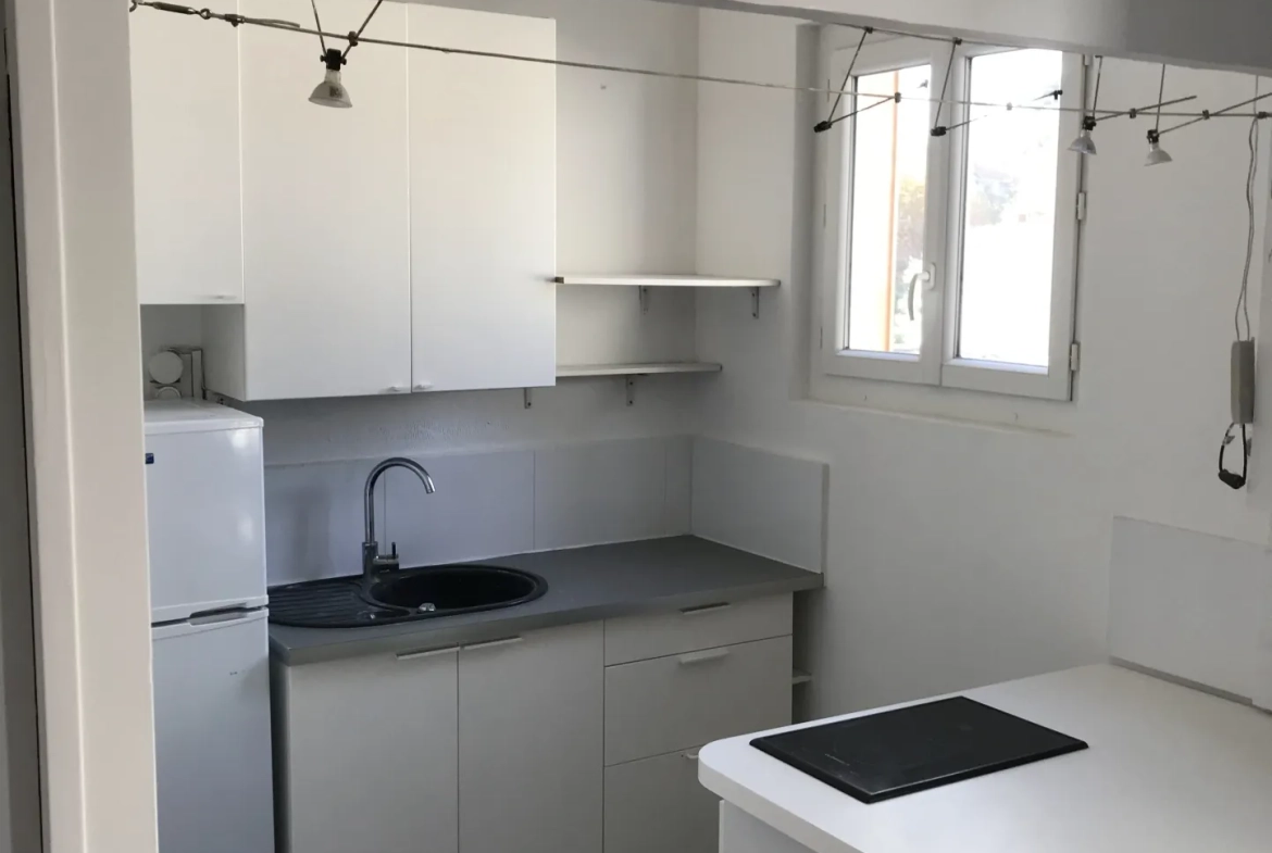 Appartement rénové de 52 m² dans le centre historique de Montpellier 