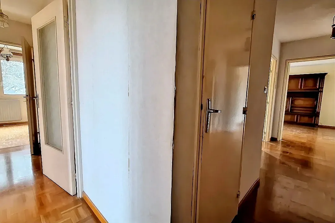 Appartement 3/4 pièces de 77m² avec terrasse à Mulhouse - Quartier Rebberg 