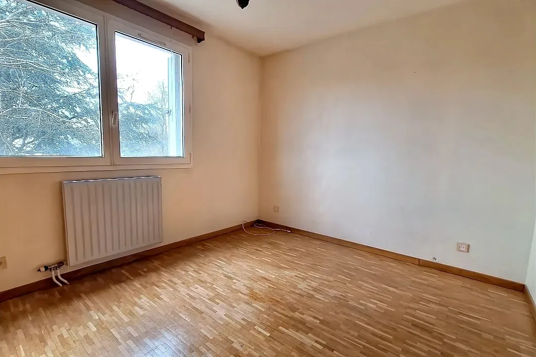 Appartement 3/4 pièces de 77m² avec terrasse à Mulhouse - Quartier Rebberg 