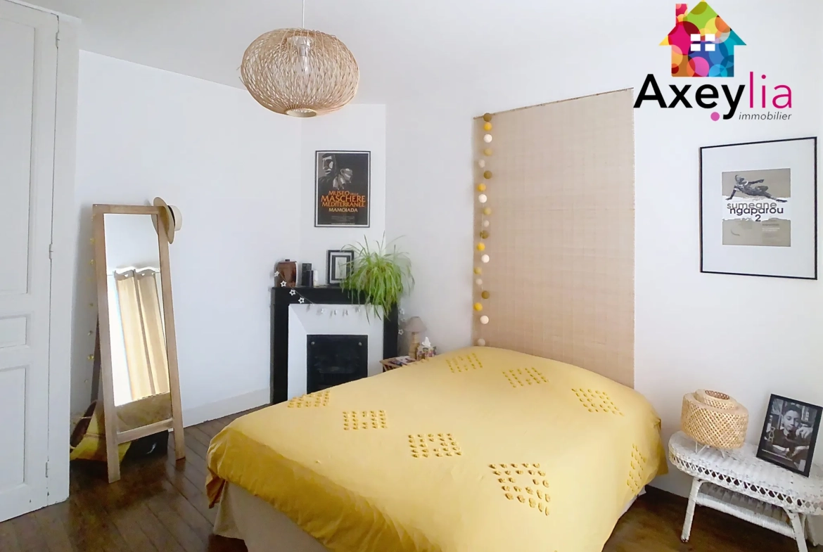 Appartement T4 rénové en rez-de-jardin à Roanne près de la gare 