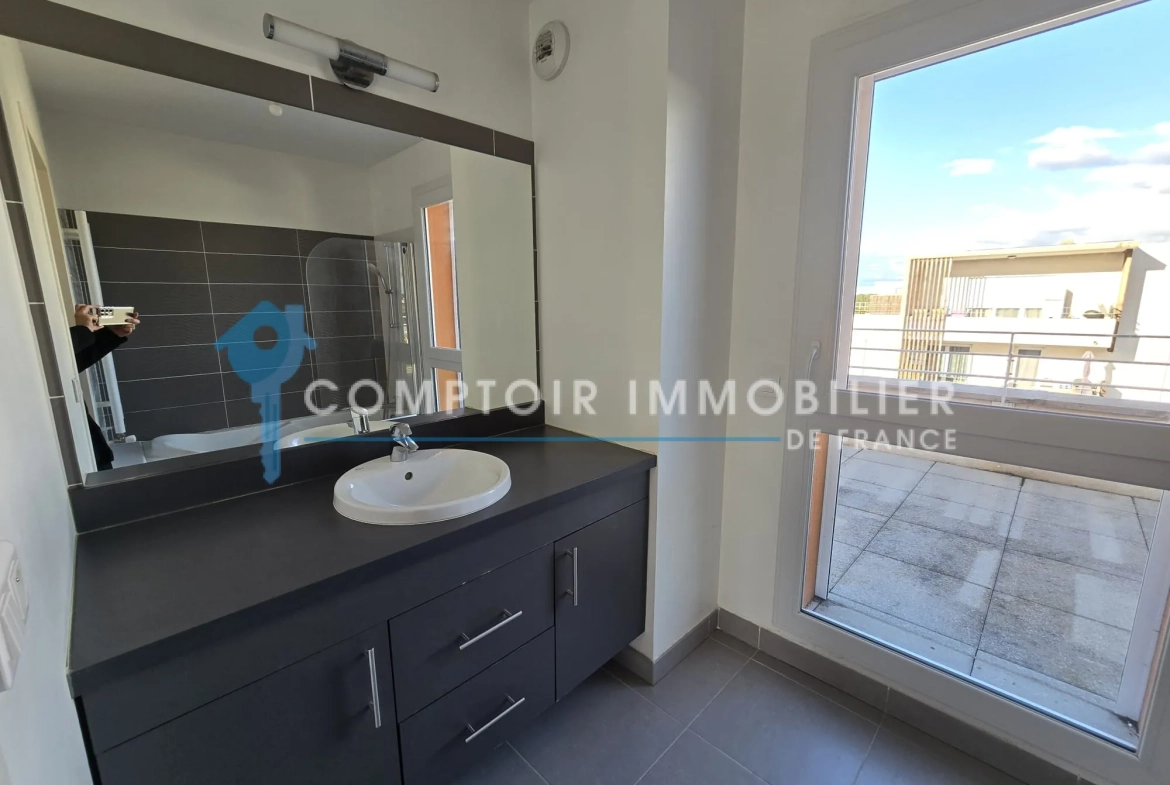 Appartement T3 à Juvignac de 70m² avec deux terrasses et parking privé 