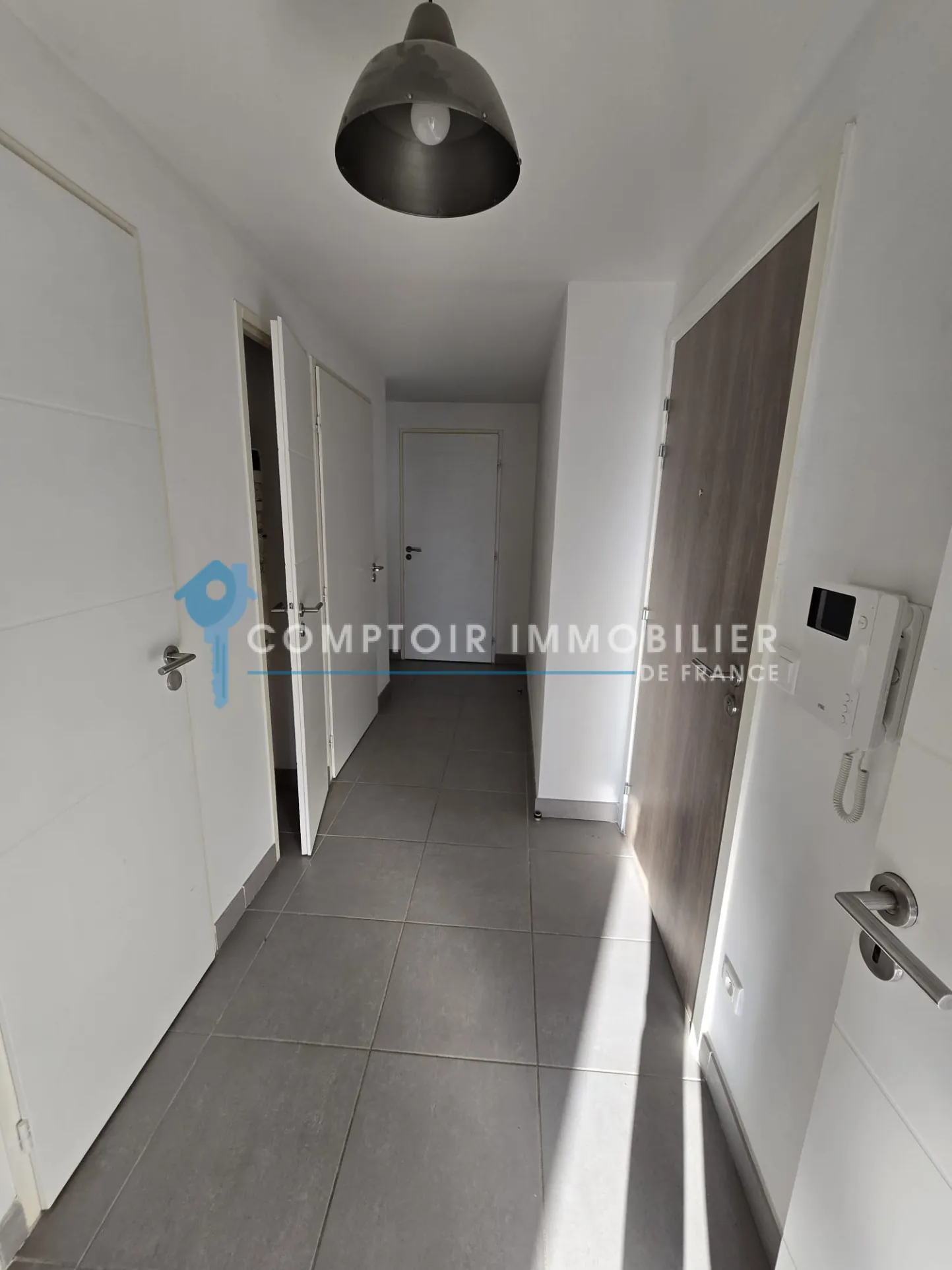 Appartement T3 à Juvignac de 70m² avec deux terrasses et parking privé 