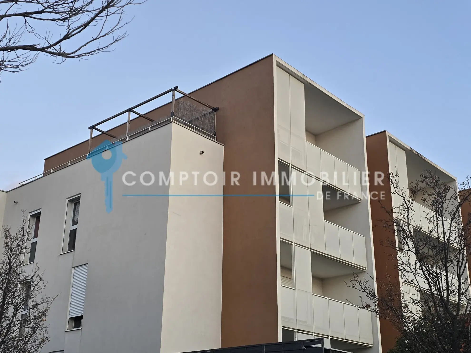 Appartement T3 à Juvignac de 70m² avec deux terrasses et parking privé 