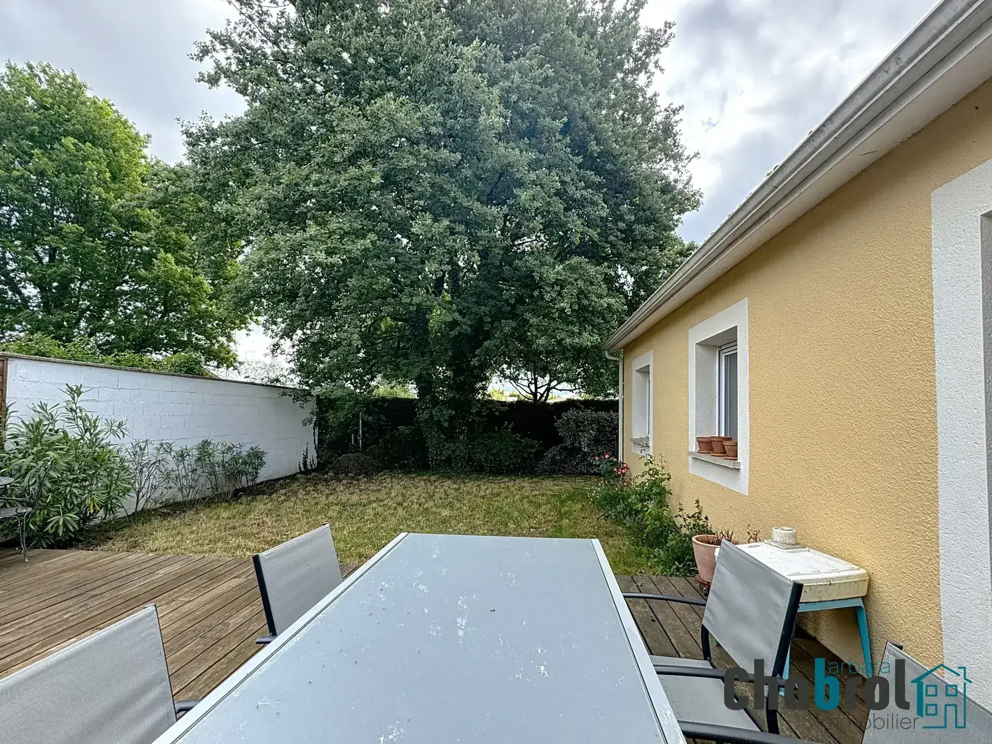 Maison de plain-pied rénovée avec jardin à Montauban 