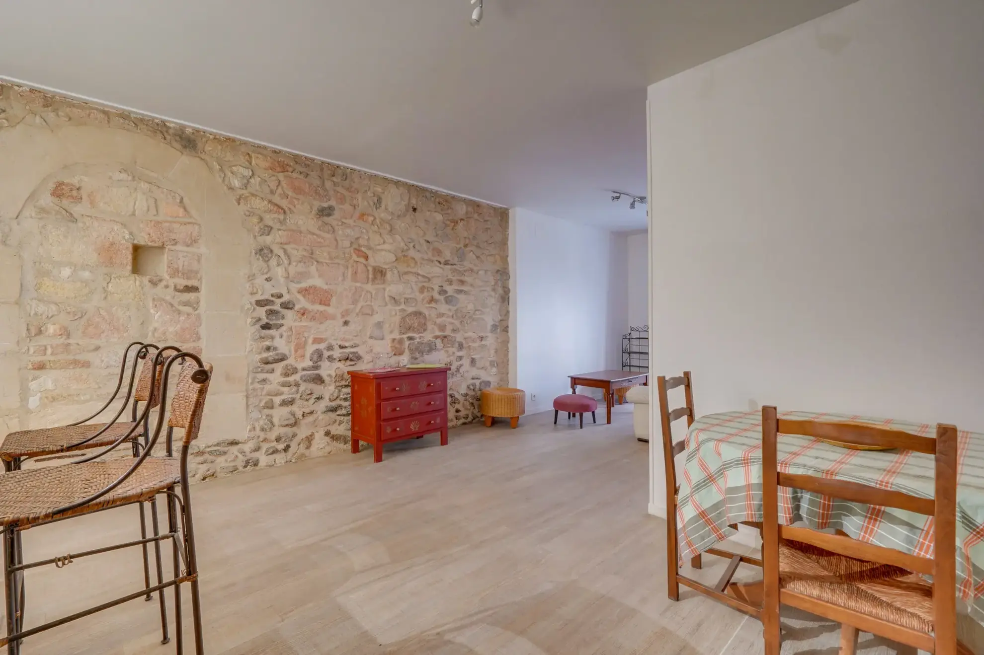Appartement T2 à Bordeaux Saint-Michel, 48 m², centre-ville 