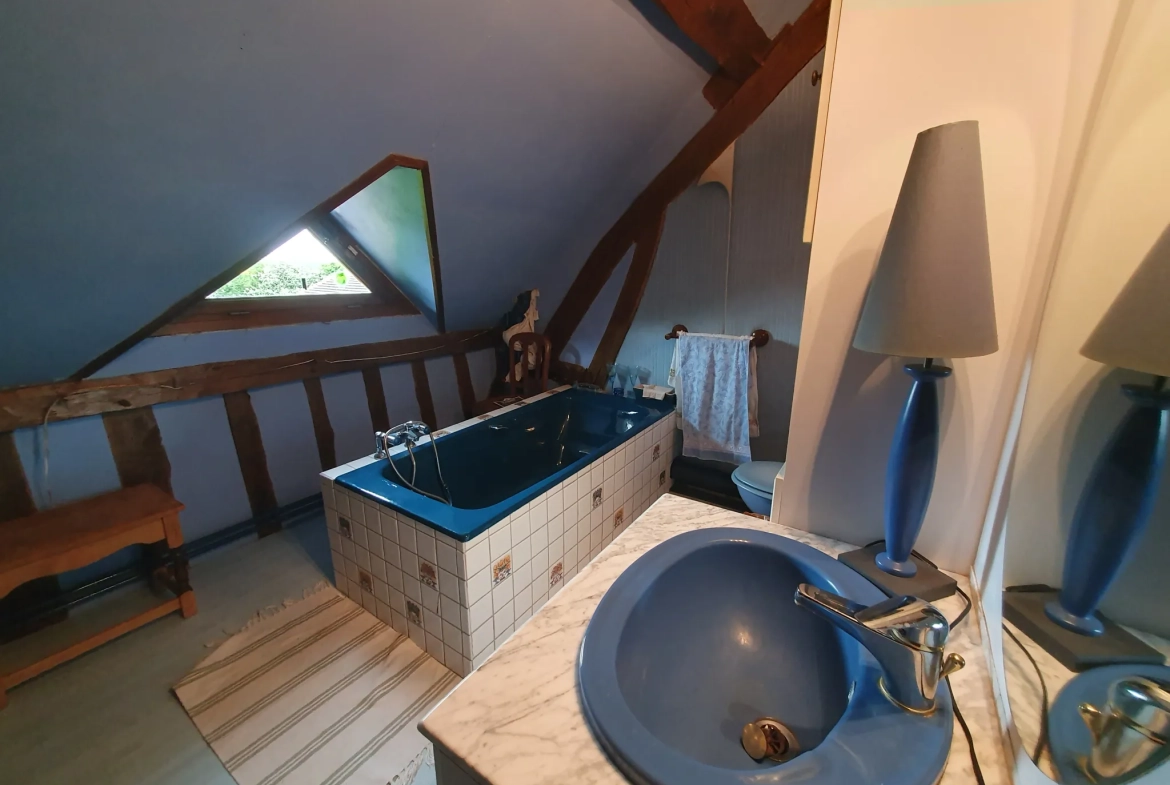 Belle maison normande à Bernay avec grand jardin et charme traditionnel 