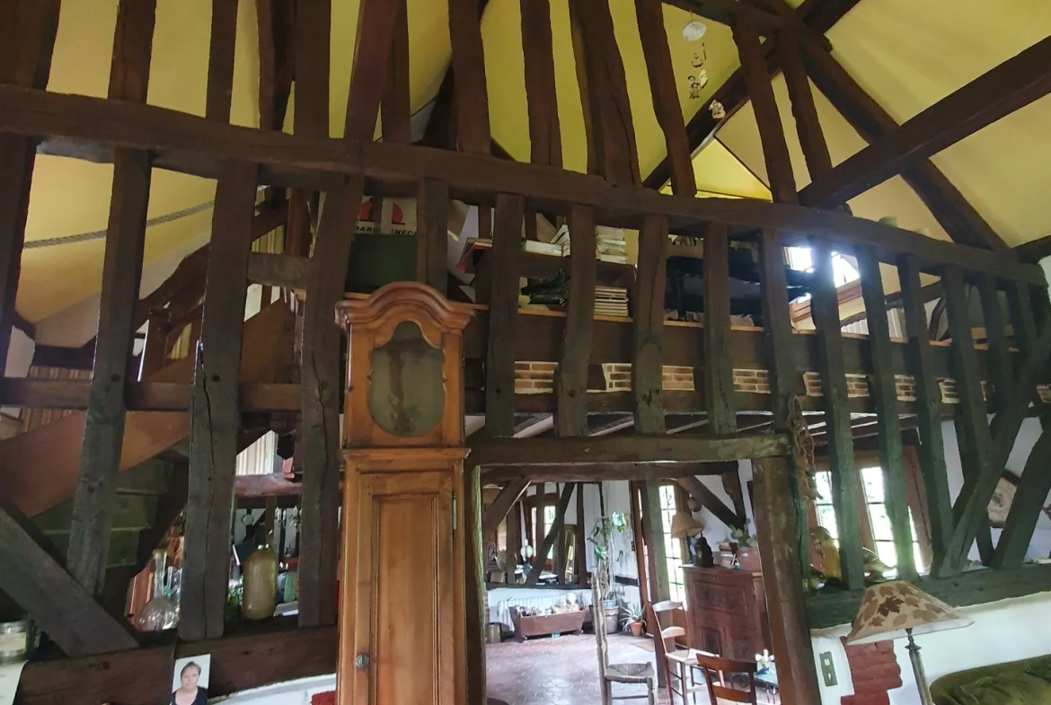 Belle maison normande à Bernay avec grand jardin et charme traditionnel 