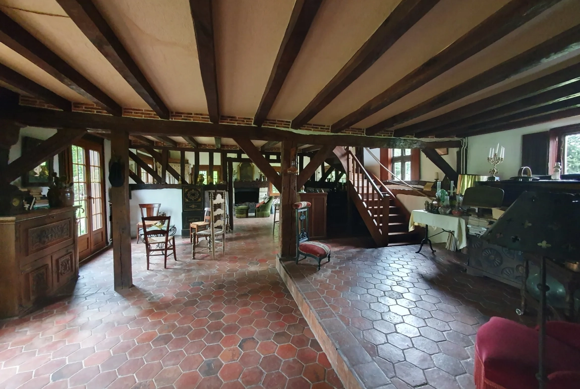 Belle maison normande à Bernay avec grand jardin et charme traditionnel 