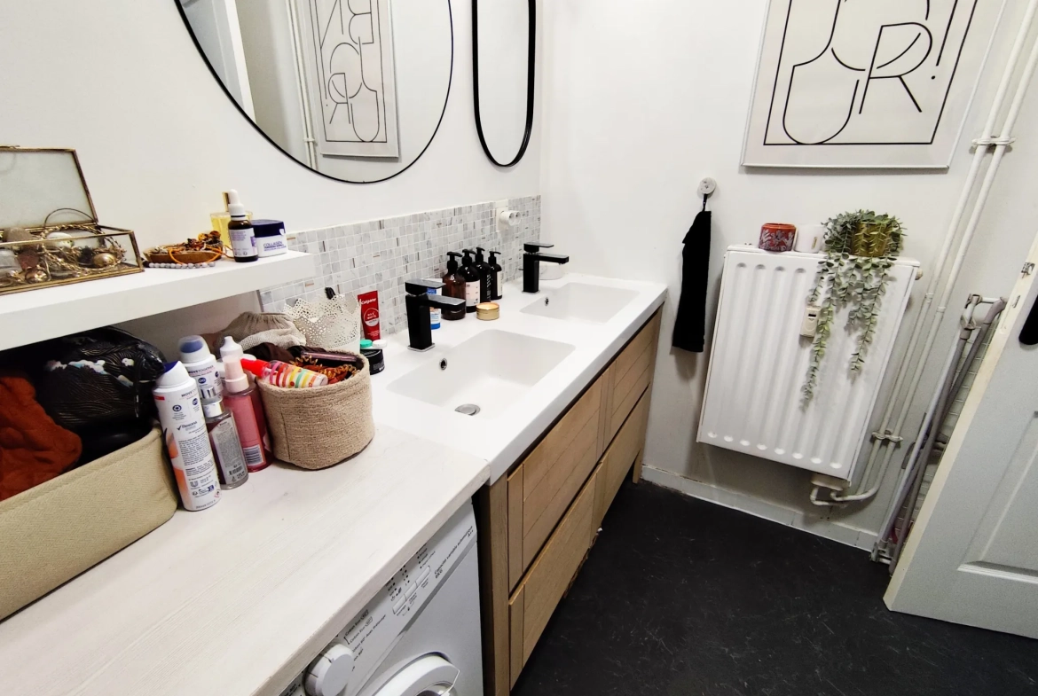 Appartement 2 pièces avec terrasse dernier étage à Cergy (95) 