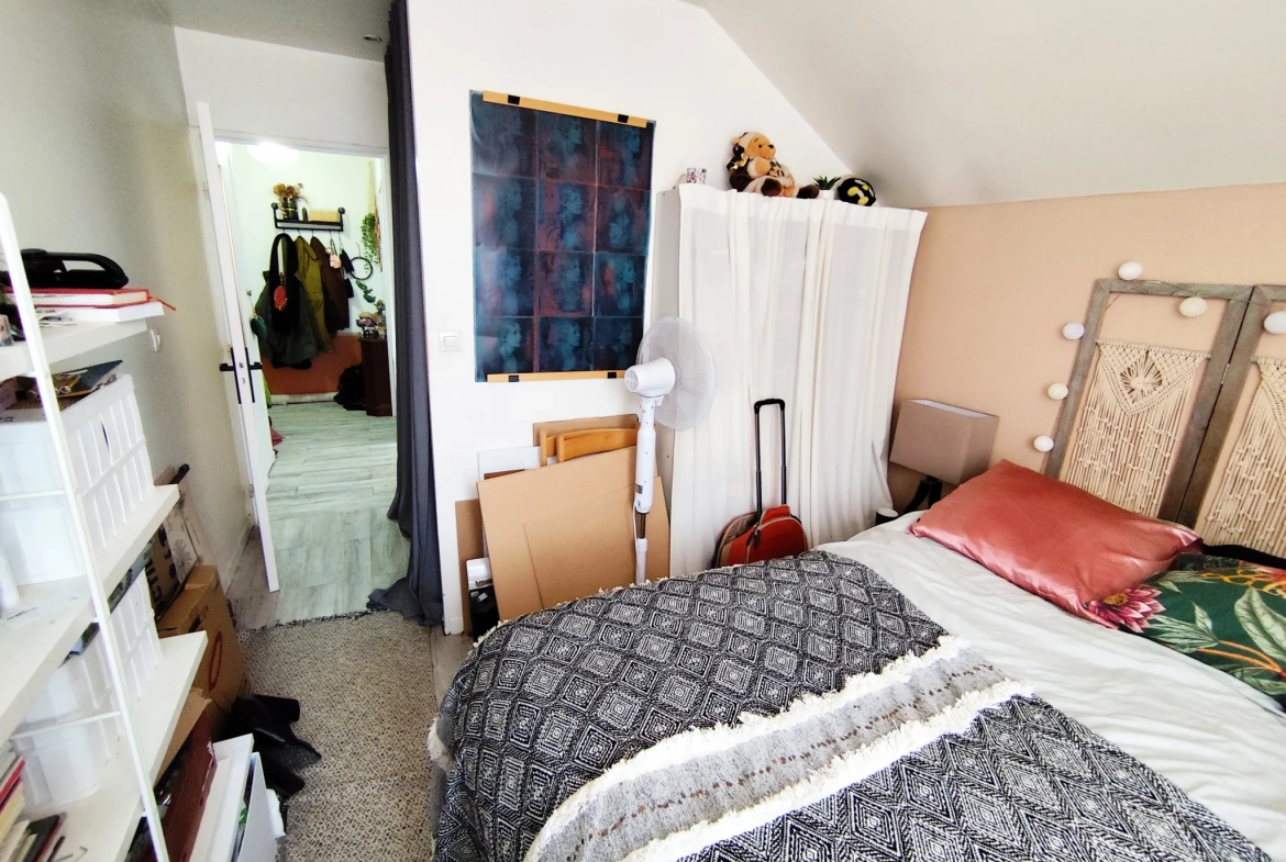 Appartement 2 pièces avec terrasse dernier étage à Cergy (95) 