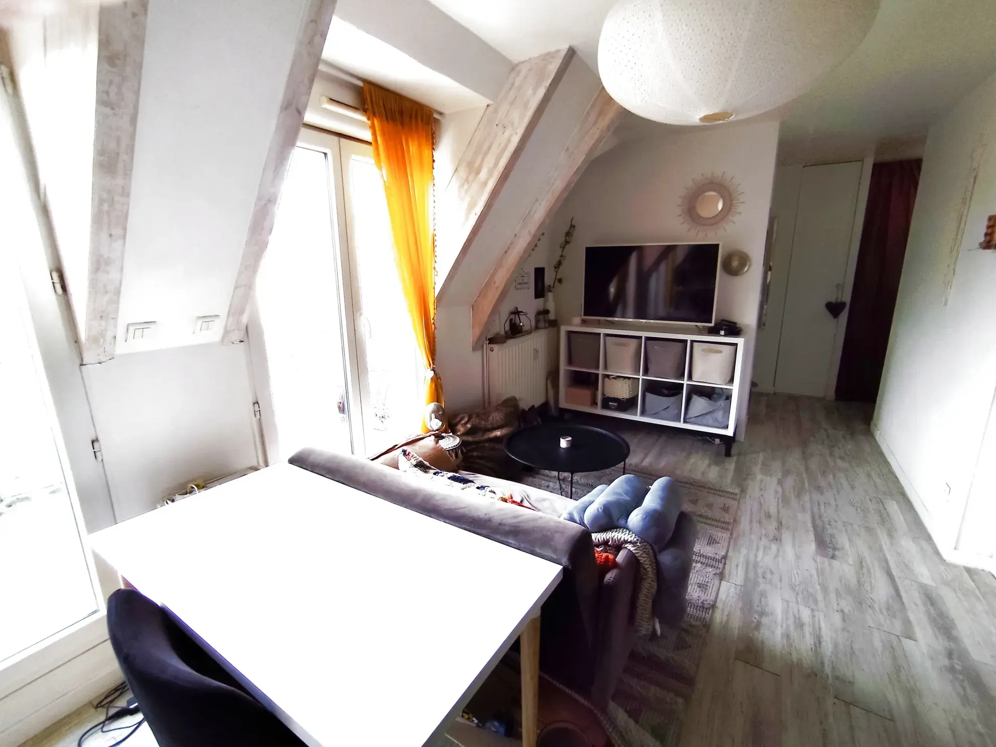 Appartement 2 pièces avec terrasse dernier étage à Cergy (95) 