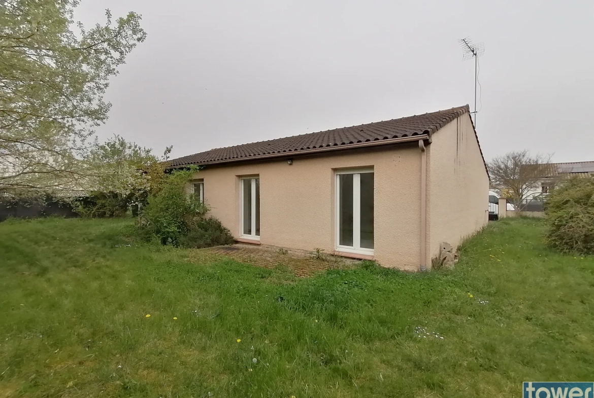Maison T4 de 90 m² avec jardin et garage à Grisolles, calme et proche des commodités 