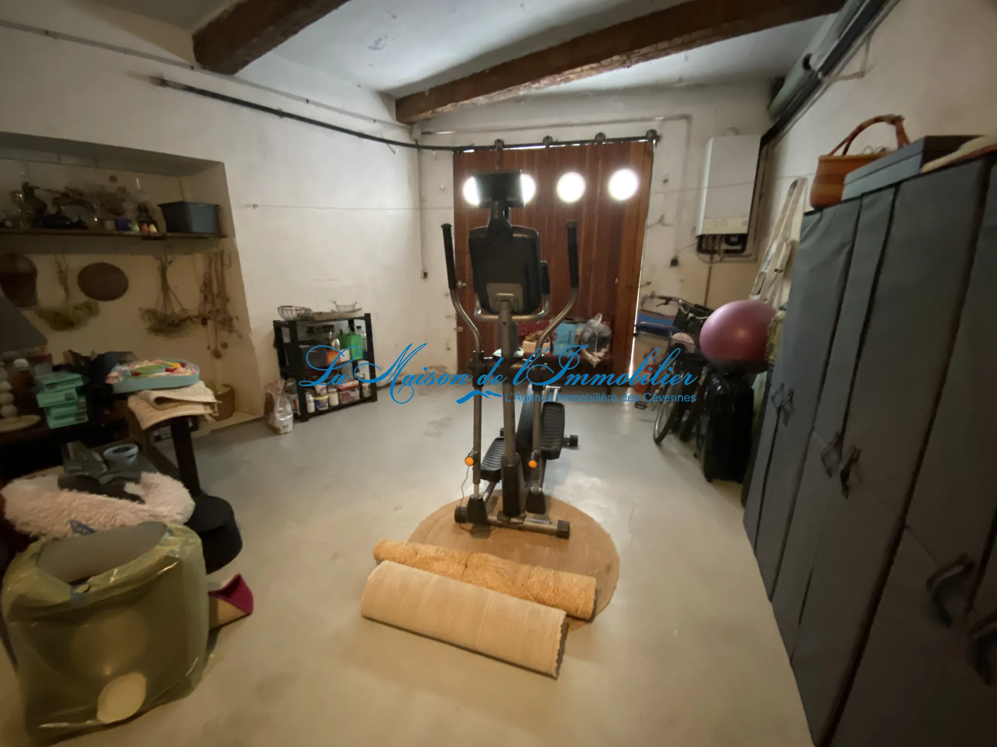 Maison de village lumineuse à vendre au cœur d’Anduze avec garage 